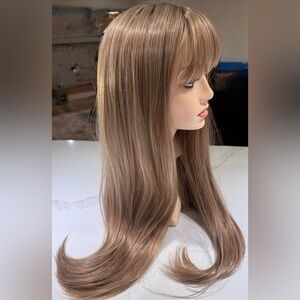 HAIR, 25” Straight with Bangs, Center Part, variegated Medium Blondes